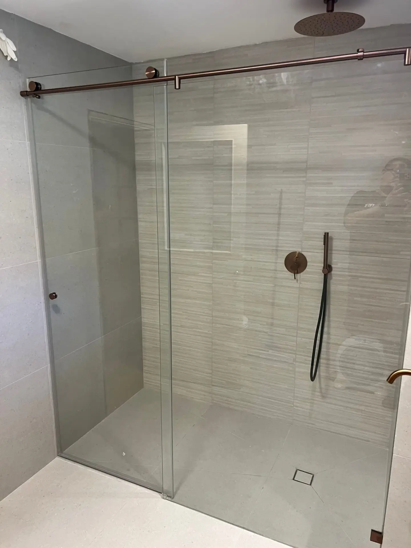 מקלחון יוקרתי קלאסי